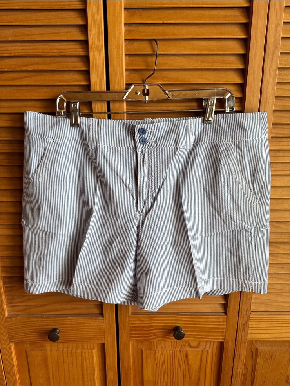 Alpine design Women’s Blue-Striped Seersucker Shorts